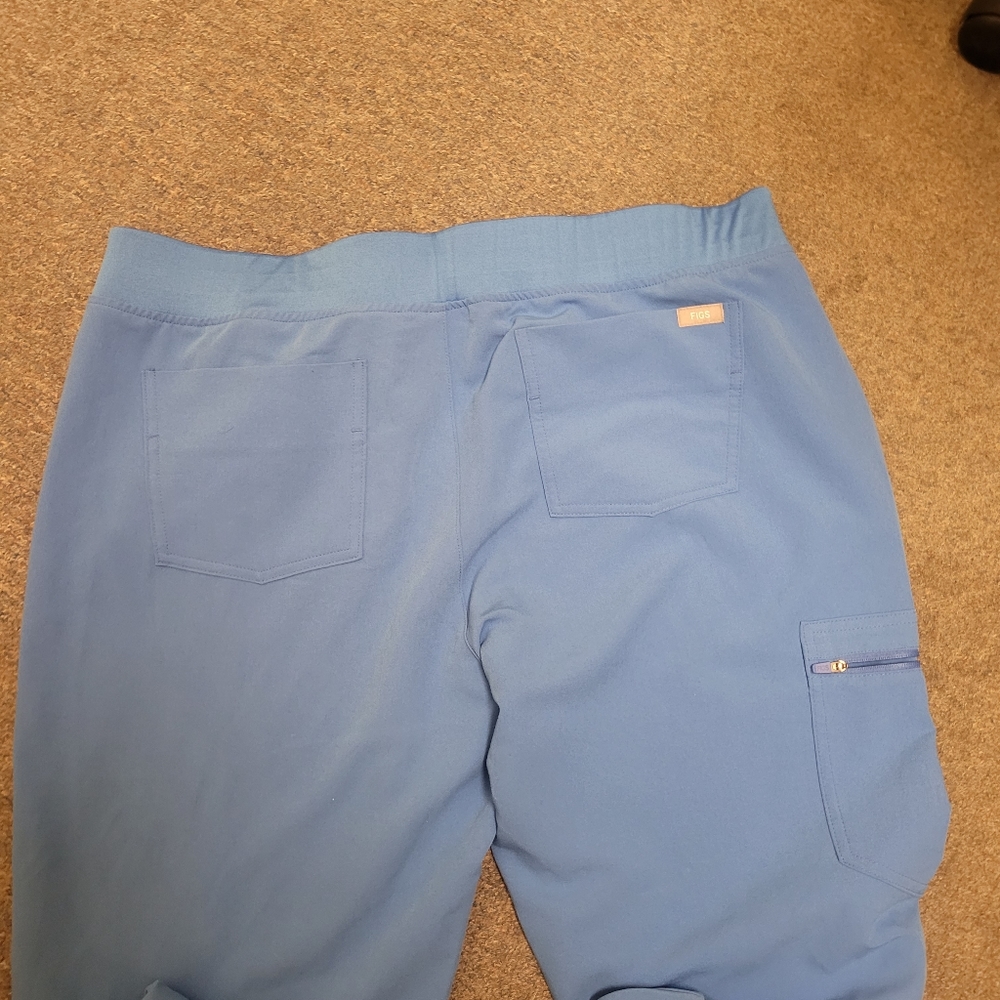 Figs jogger scrubs